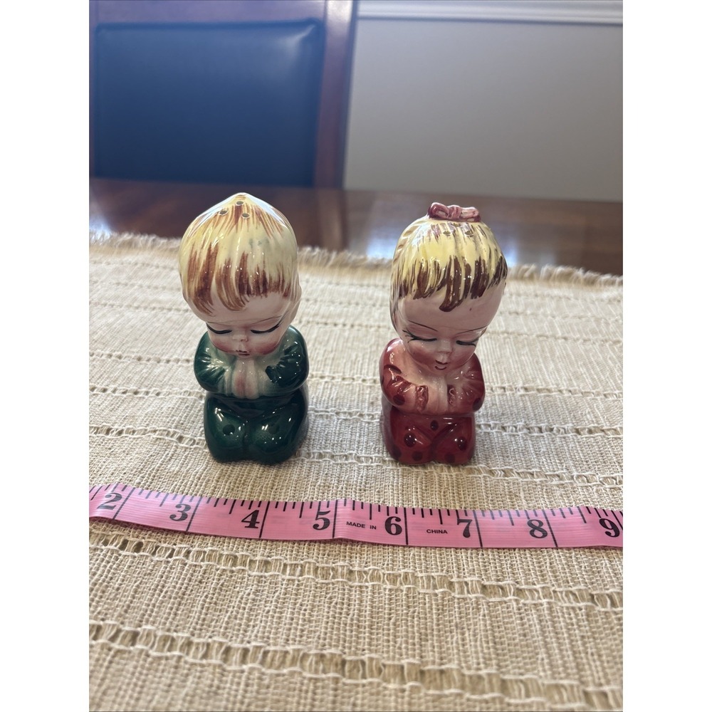 Vintage‎ Praying Boy and Girl In Pajamas Salt and Pepper Shakers